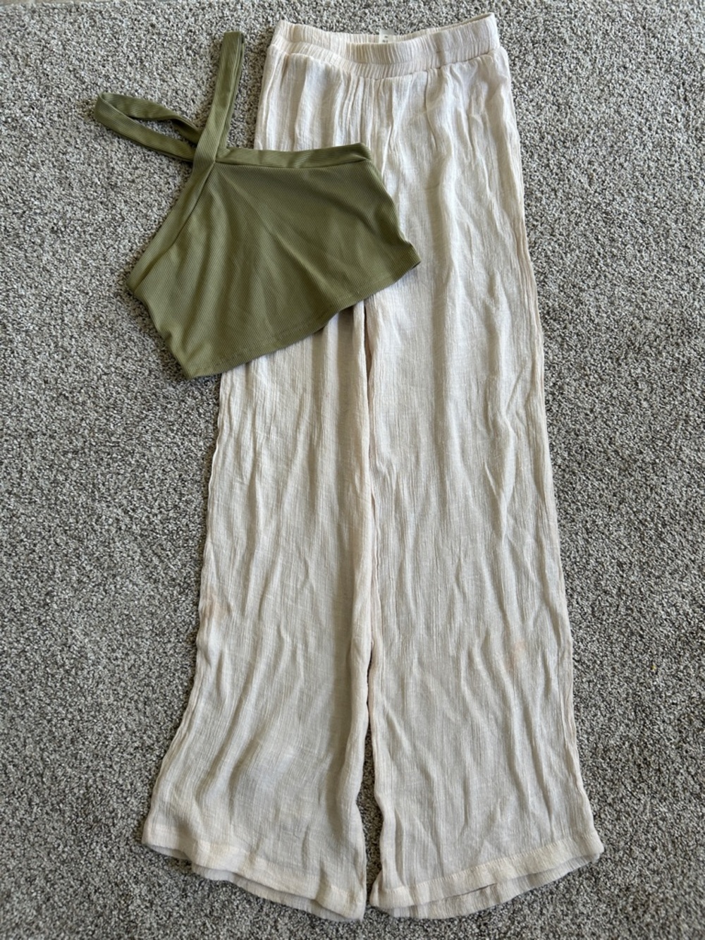 Olive Green Cropped Tank & Cream Wide-Leg Pants Set